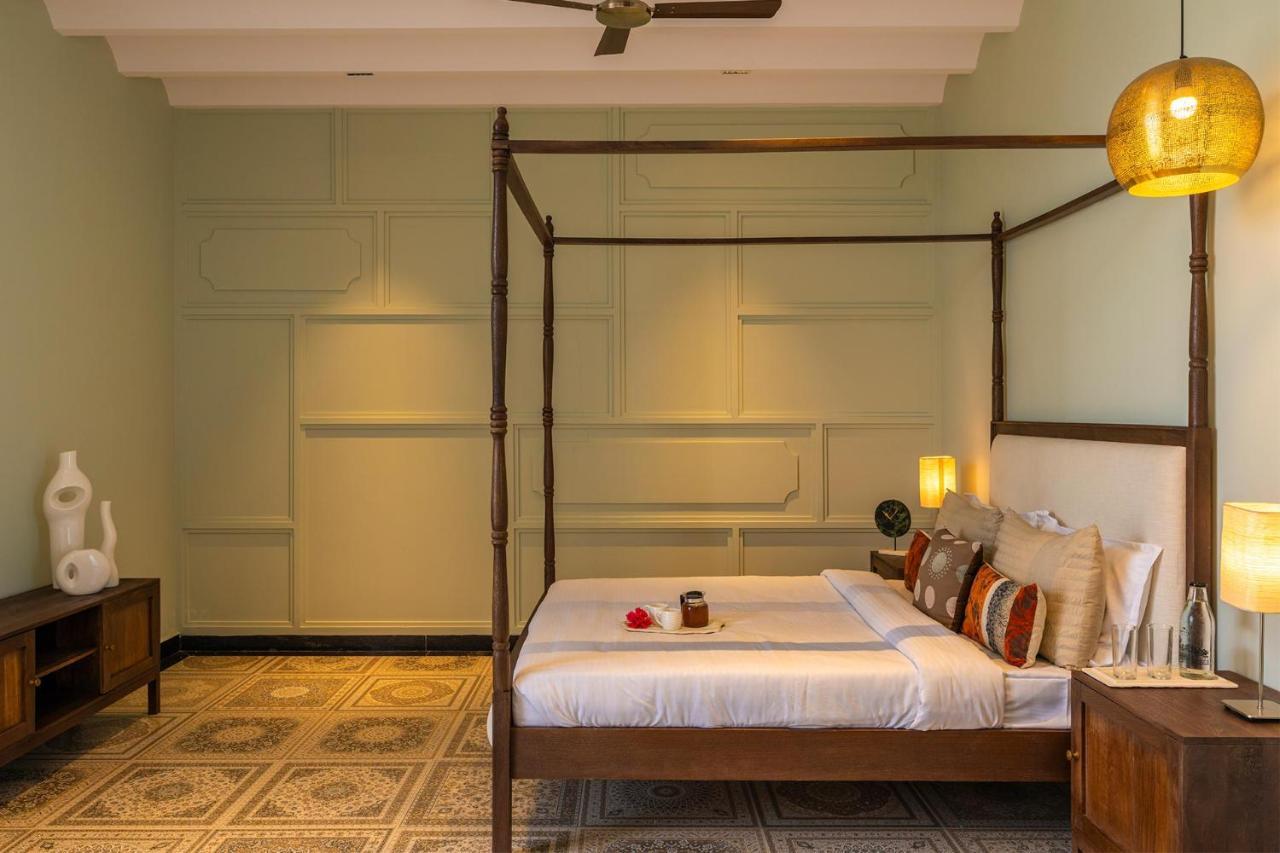 Stayvista'S Anantam - Luxury 4Br Villa With Huge Swimming Pool In Delhi Yeni Delhi Dış mekan fotoğraf